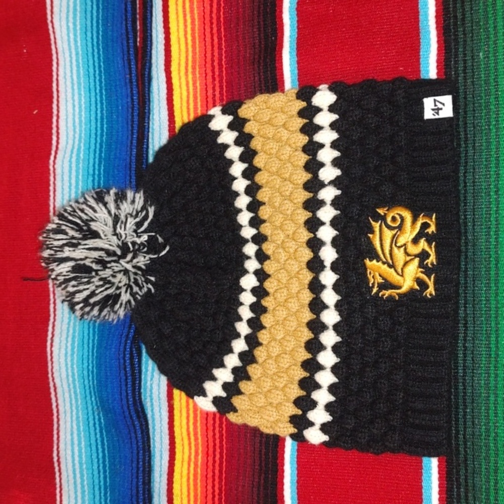 '47 Brand Cambria Knit Beanie Hat Cap Pom Pom Top Black White Yellow Stripe